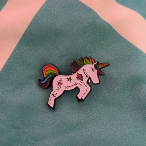 Pony Pin - Picture 3 of 3